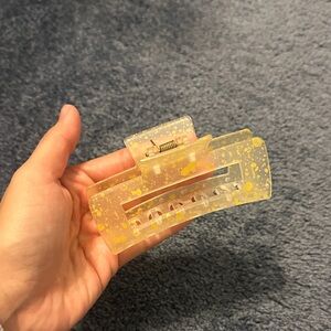 Yellow Speckled Hair Claw Clip
